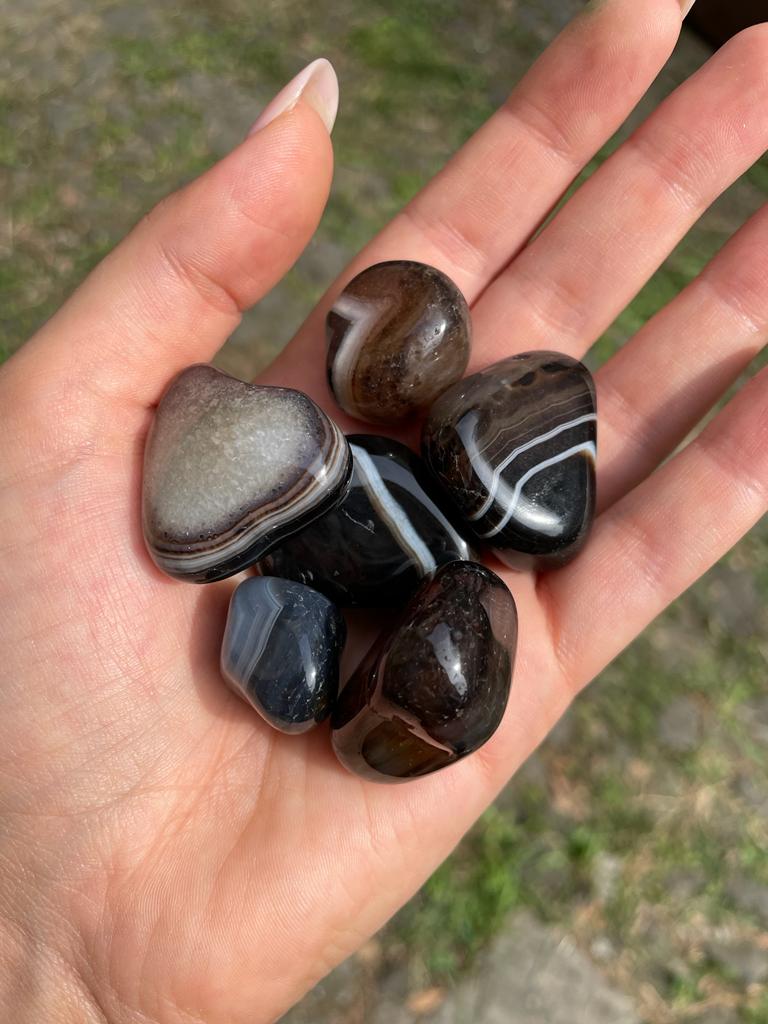 Agata nera burattata