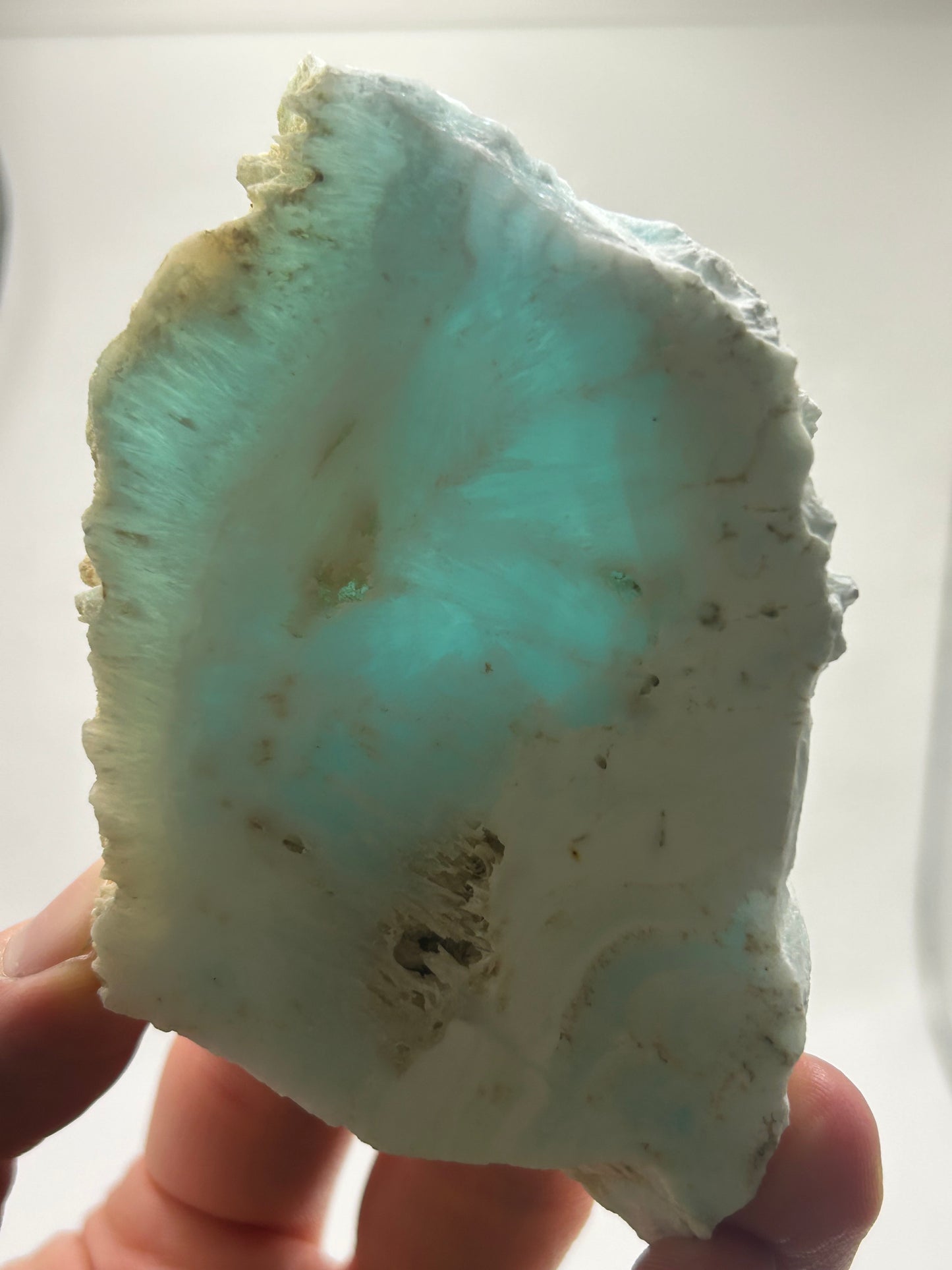 Grande fetta di larimar