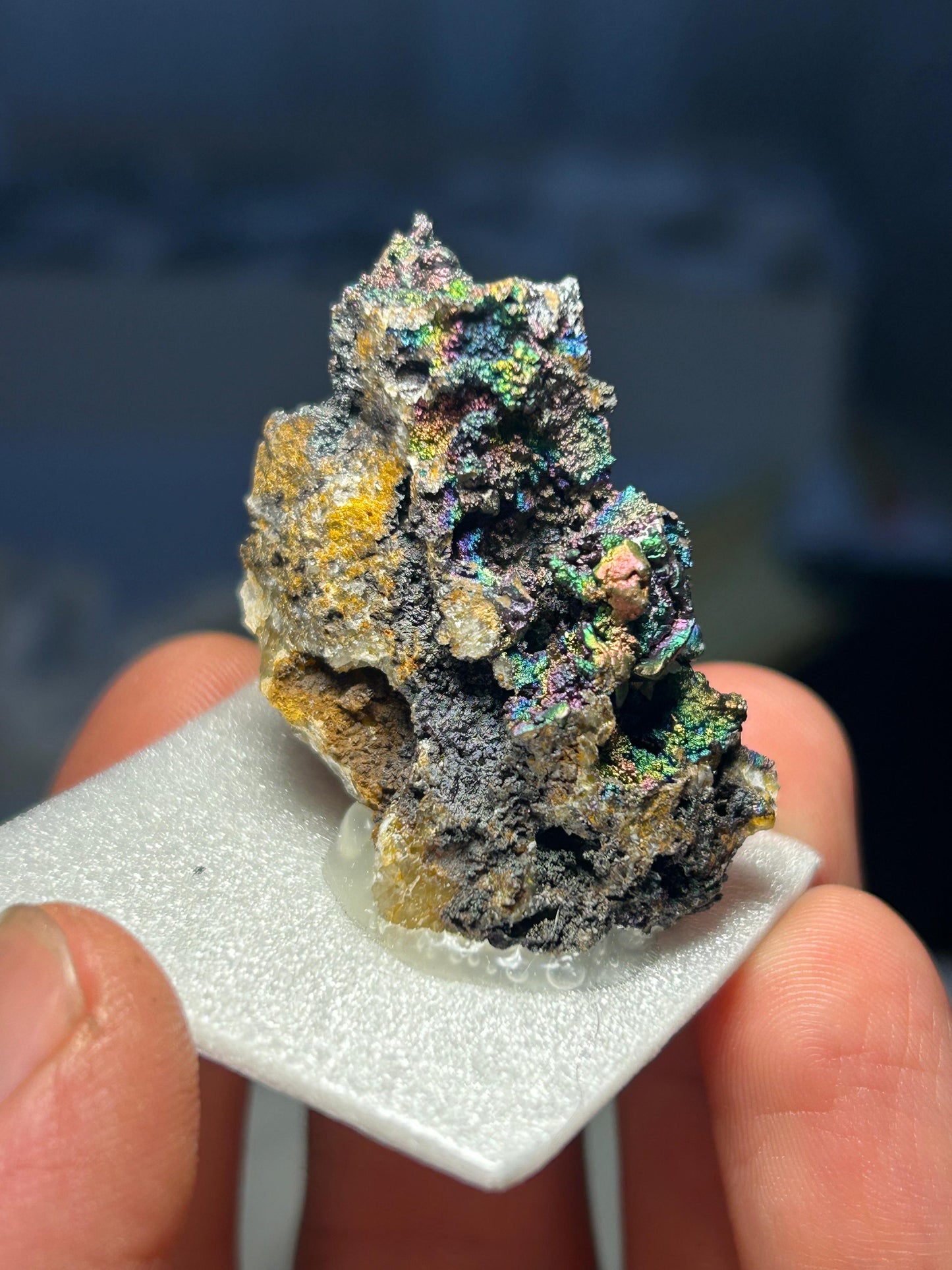 Goethite iridescente