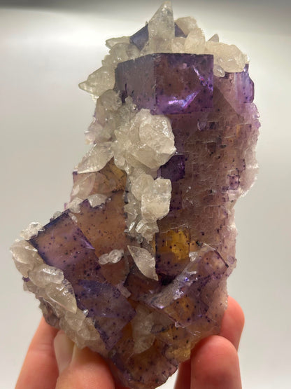 Fluorite, calcite e calcopirite
