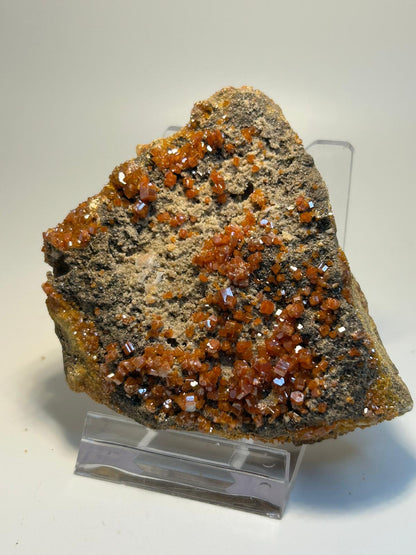 Vanadinite grezza