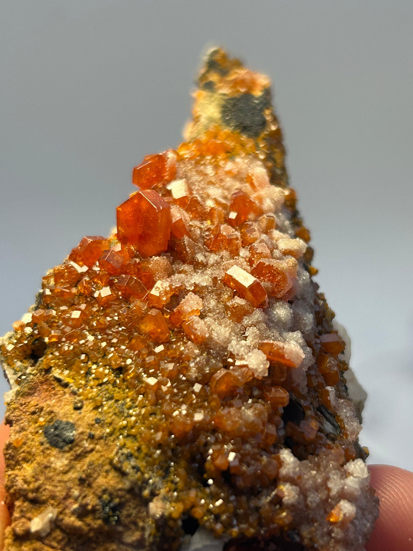 Vanadinite con calcite