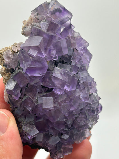Fluorite cubica cinese viola