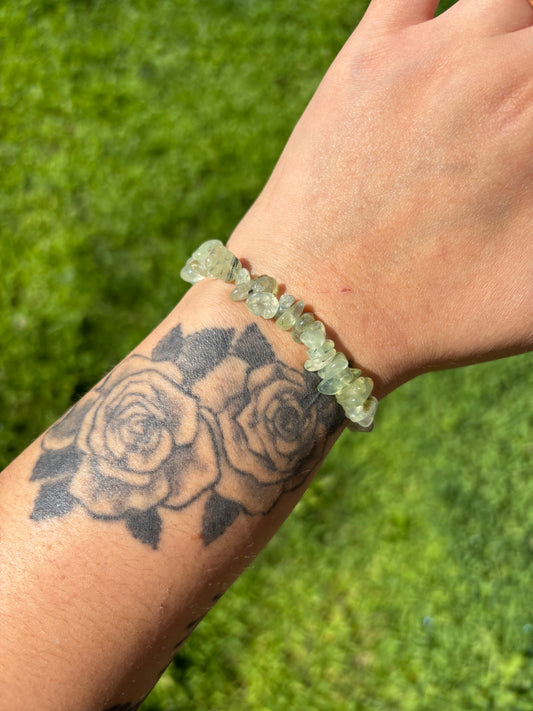 Braccialetto in chips di prehnite