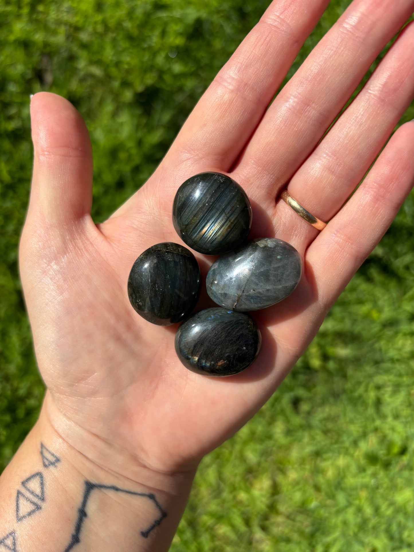 Labradorite burattata