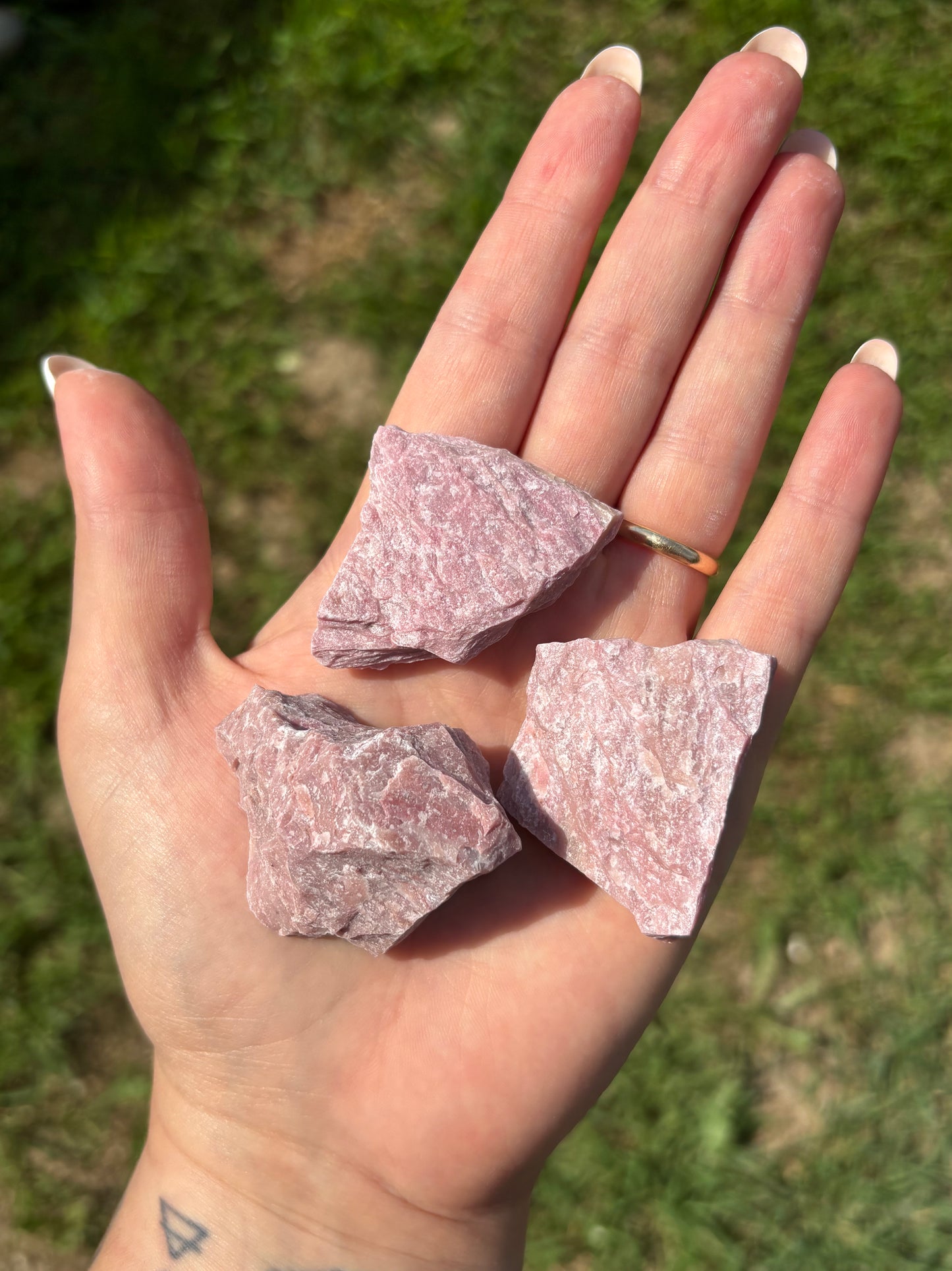 Diaspro rosa grezzo