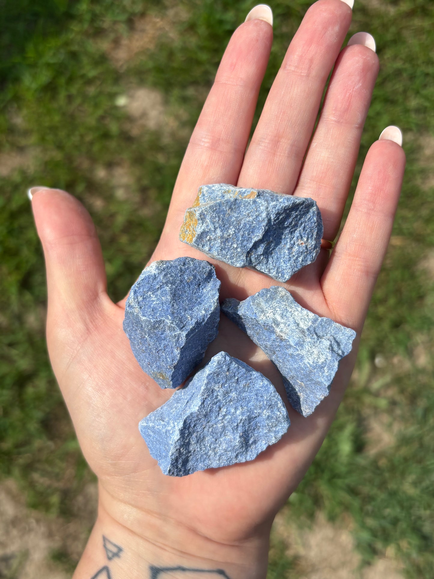 Dumortierite grezza