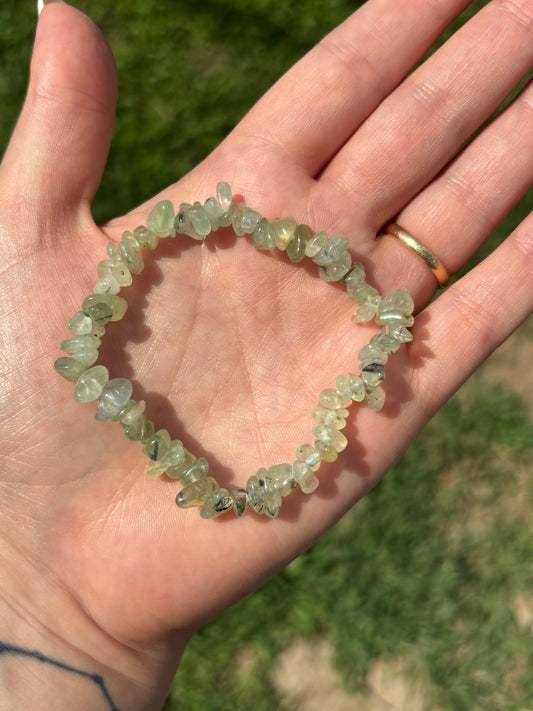 Braccialetto in chips di prehnite