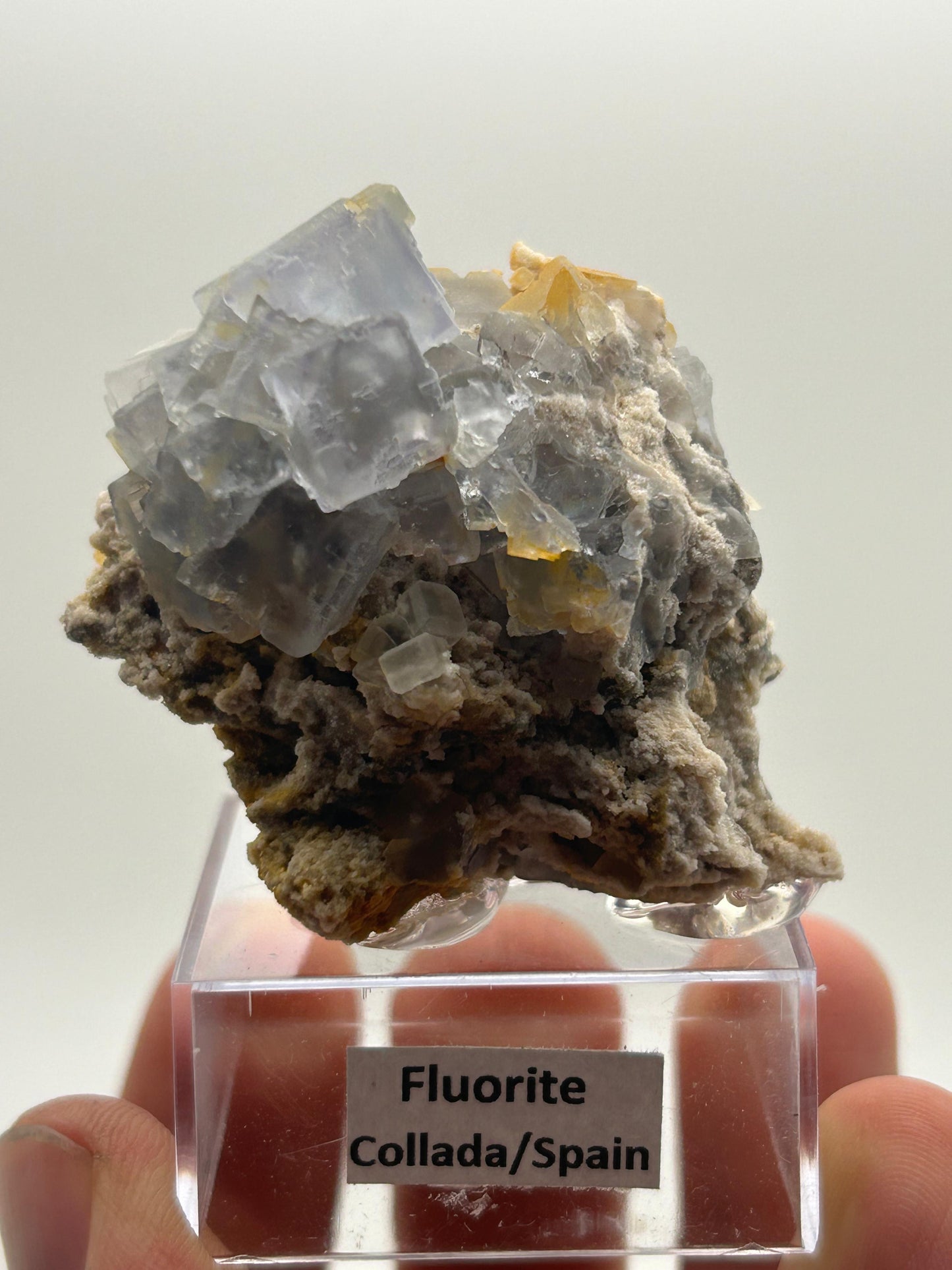 Fluorite azzurra cubica
