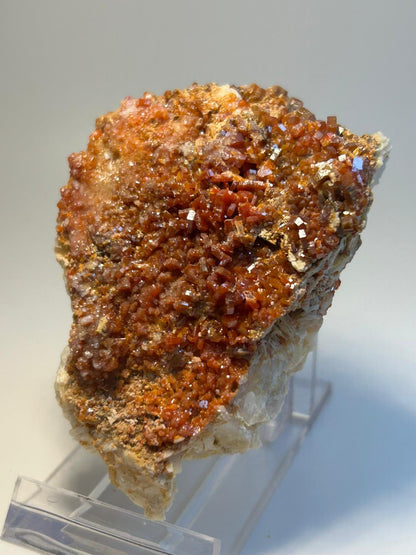 Vanadinite grezza