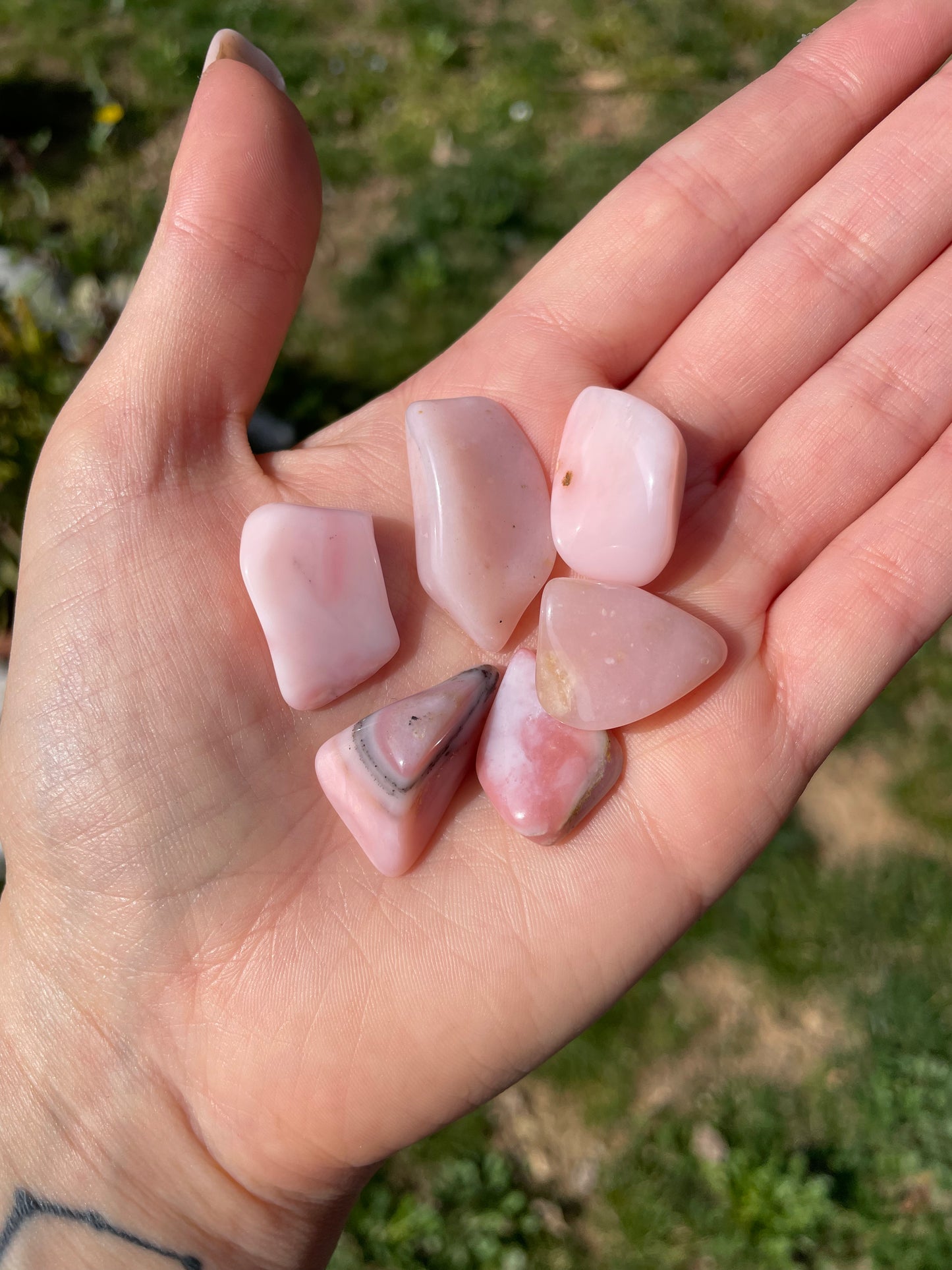 Opale rosa burattato